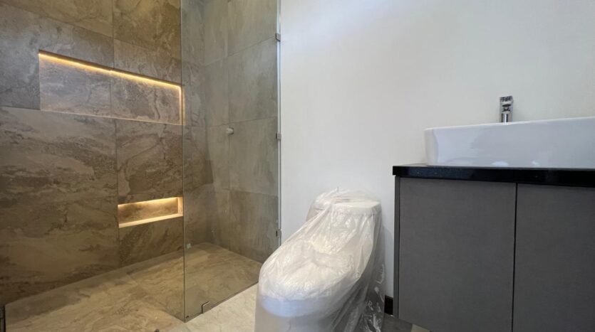 Casa para Estrenar en venta, Condominio Diamantes de Gadiel, Villa Canales - Image 3
